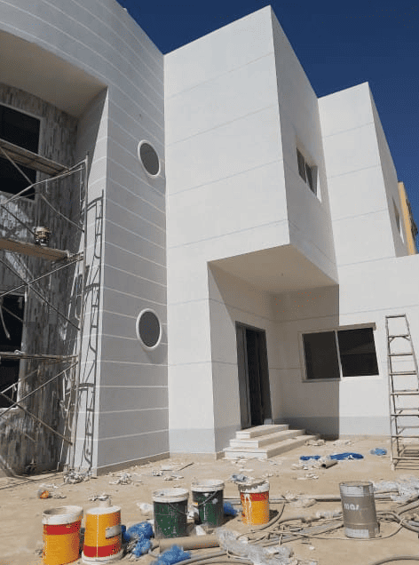 معالجة التشققات والشروخ الخرسانية مع أفضل شركة ترميم منازل بجدة